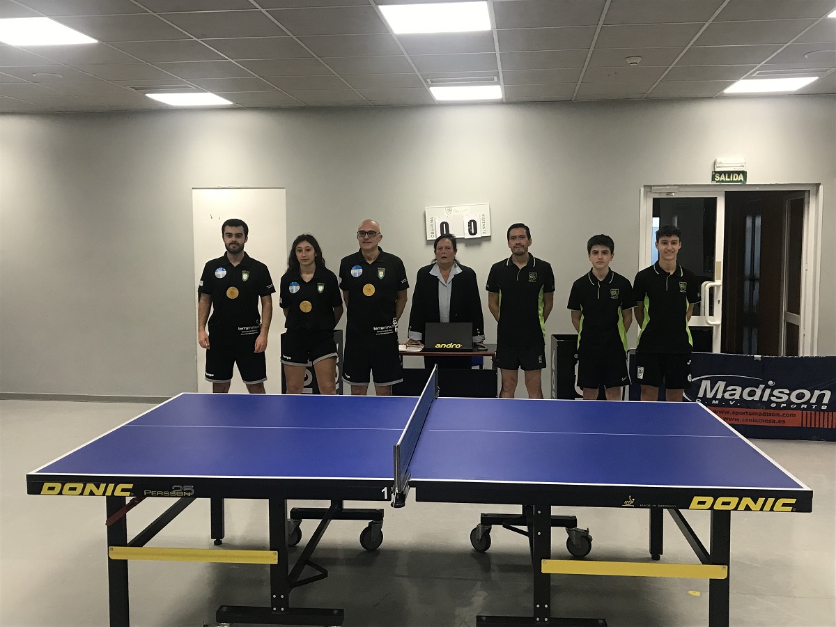 Triunfos de Oberena y Club Natación Pamplona